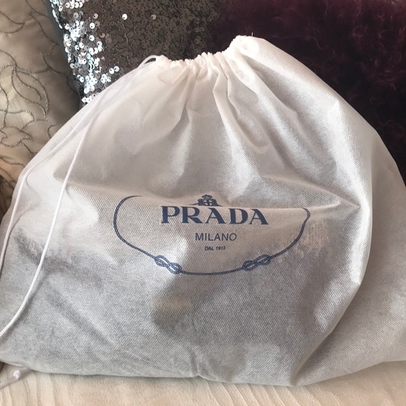 PRADA RARE BEAUTY - Picture 4 of 4